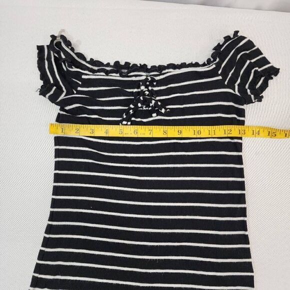 Hollister and Aeropostle Lot of 2 Size Small Tops Casual Women's Short-Sleeve W - Picture 7 of 11